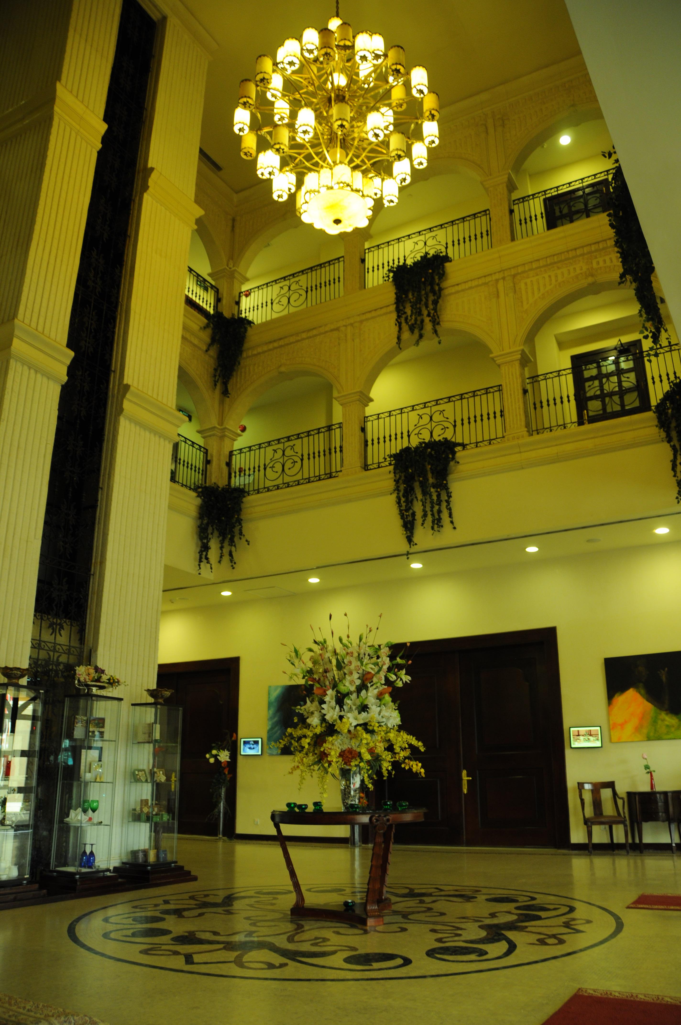 เดอะ คอนเวนชั่น เซ็นเตอร์ แอนด์ รอยัลสวีท โฮเต็ล Hotel Kuwait City ภายนอก รูปภาพ